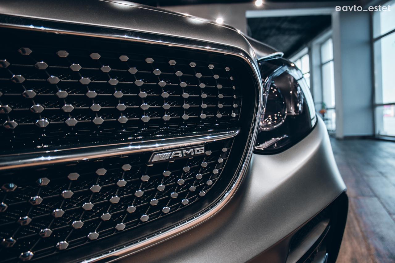 Полная защита кузова Mersedes AMG Е 63 матовой пленкой DYNOmatt
