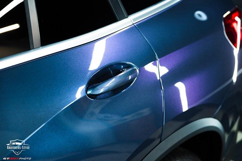 Защита и стайлинг кузова BMW X5 пленкой DYNOprism